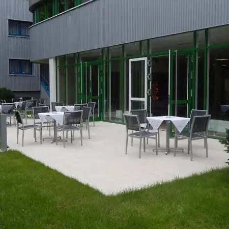 Sommerhaus Hotel 2*