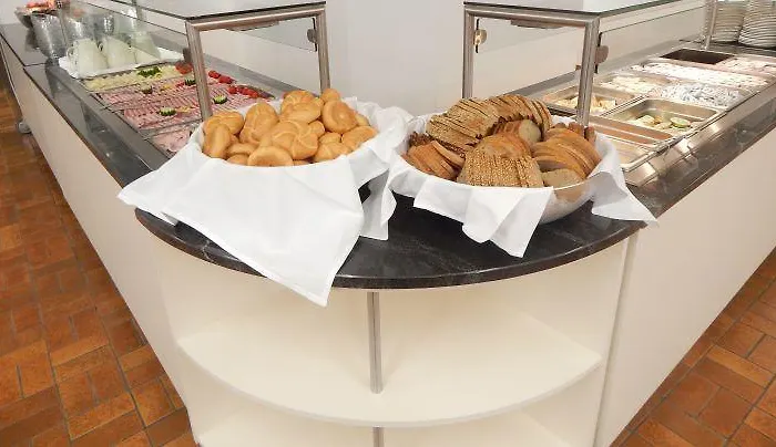 ホテル ソマーハウス 2*